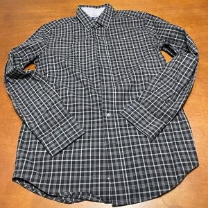 Men’s Button Up Shirt Size Small 👔